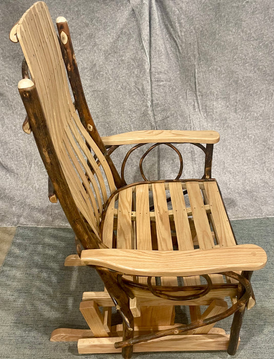 Hickory Glider - Unclaimed Freight North (Aitkin, MN)