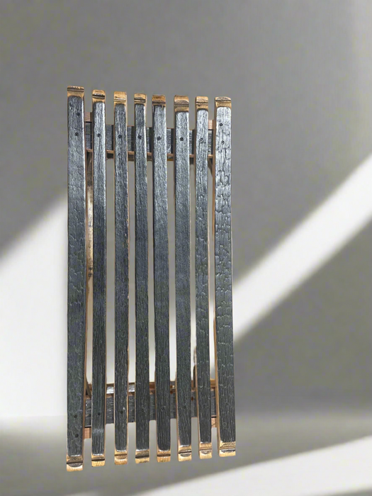 Hickory whiskey barrel bench - Unclaimed Freight North (Aitkin, MN)