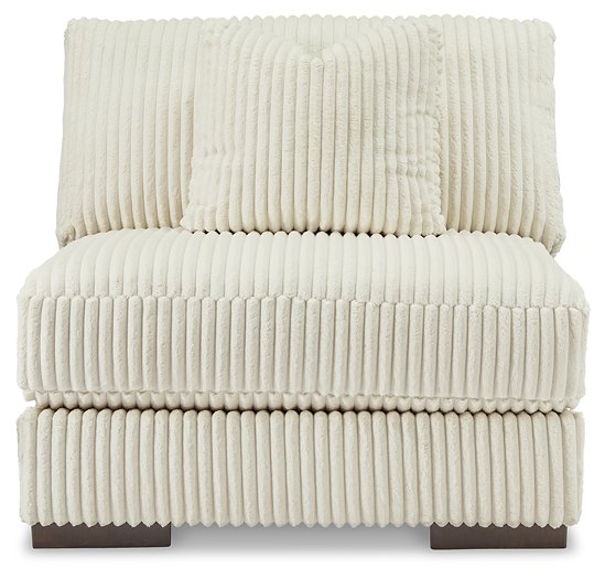 Lindyn Sectional - Unclaimed Freight North (Aitkin, MN)