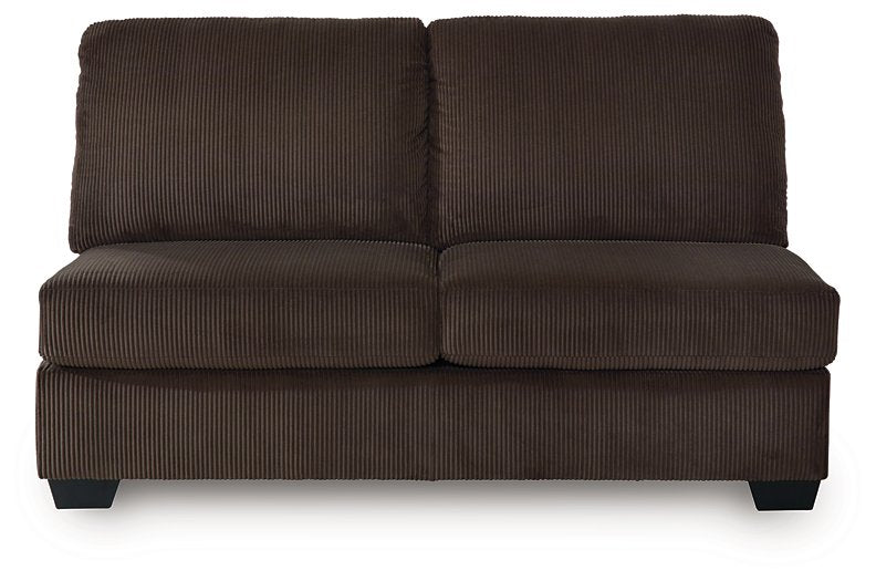 Kimlee Sectional with Double Chaise - Unclaimed Freight North (Aitkin, MN)