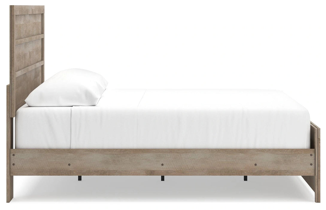 Gachester Panel Bed