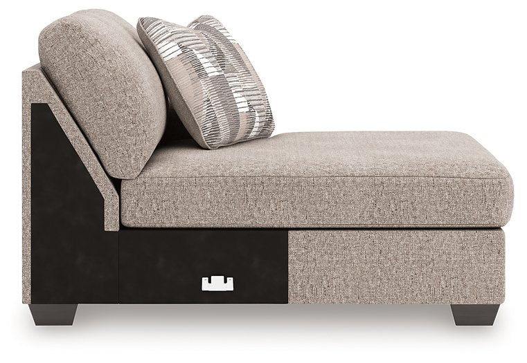 Newellen Super Chaise