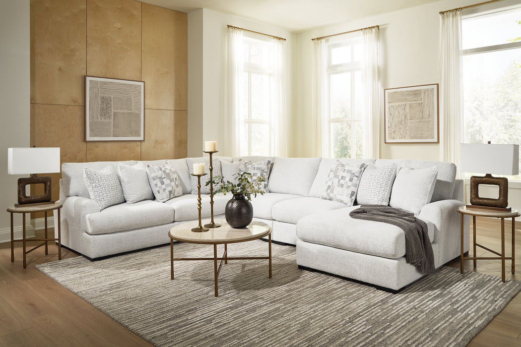 Misty-Lakes Sectional with Chaise - Unclaimed Freight North (Aitkin, MN)