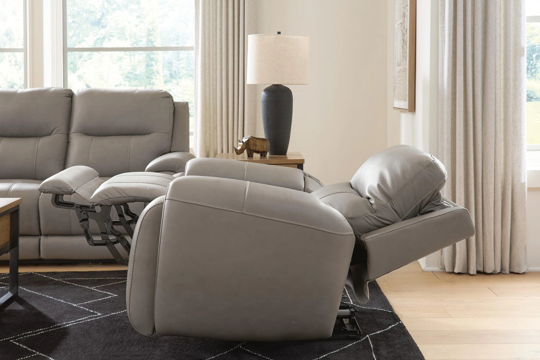 Real Moments Loveseat