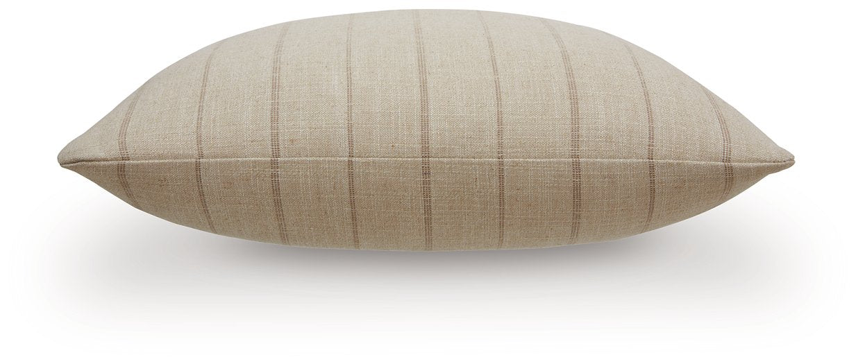 Valwick Pillow (Set of 4) - Unclaimed Freight North (Aitkin, MN)