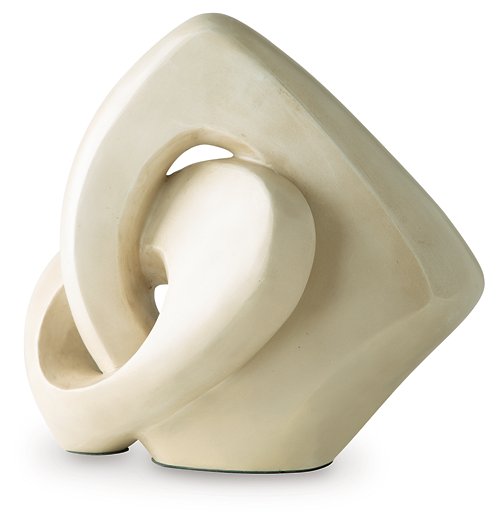 Feebs Sculpture - Unclaimed Freight North (Aitkin, MN)