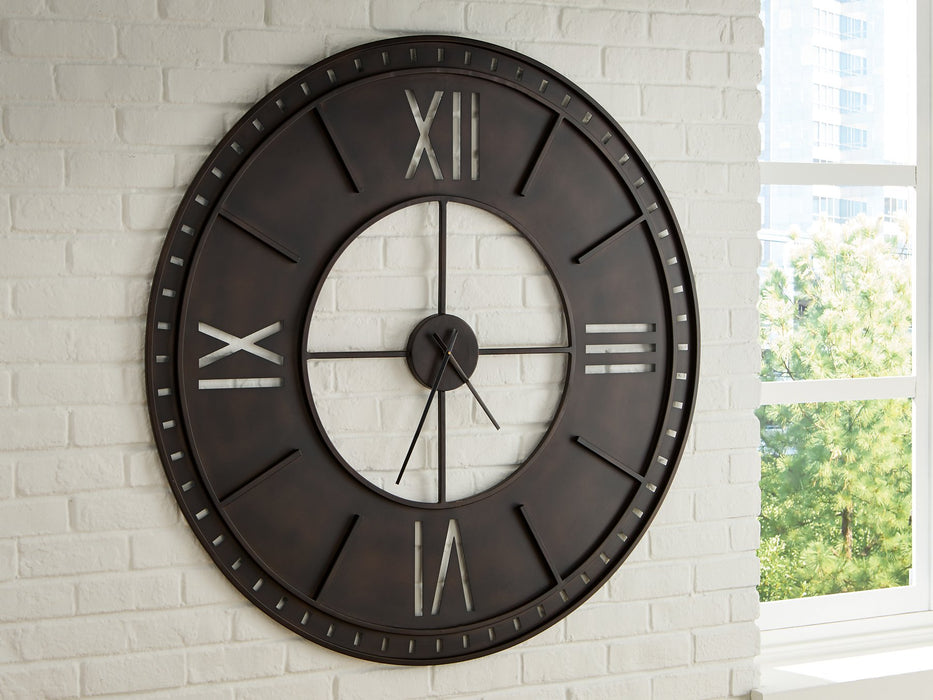 Lytle Wall Clock - Unclaimed Freight North (Aitkin, MN)