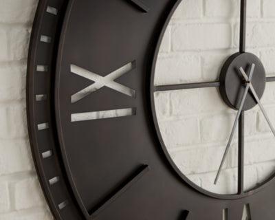 Lytle Wall Clock - Unclaimed Freight North (Aitkin, MN)