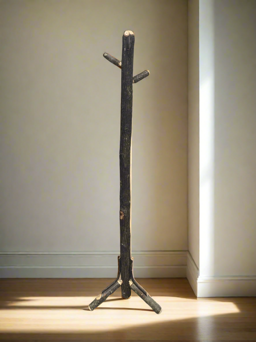 Hickory Hall Tree - Unclaimed Freight North (Aitkin, MN)