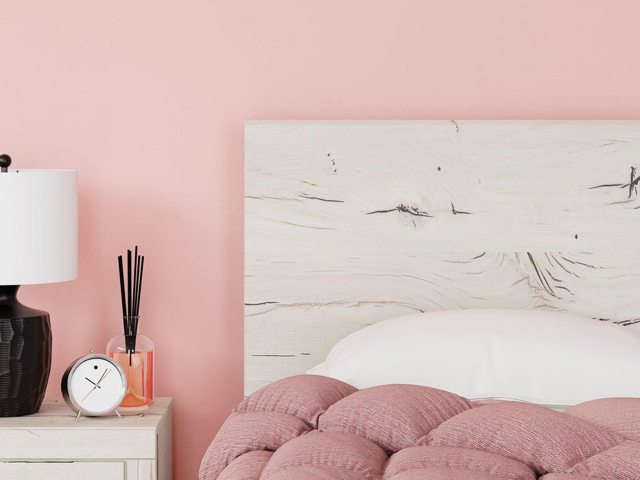 Lawroy Bed - Unclaimed Freight North (Aitkin, MN)