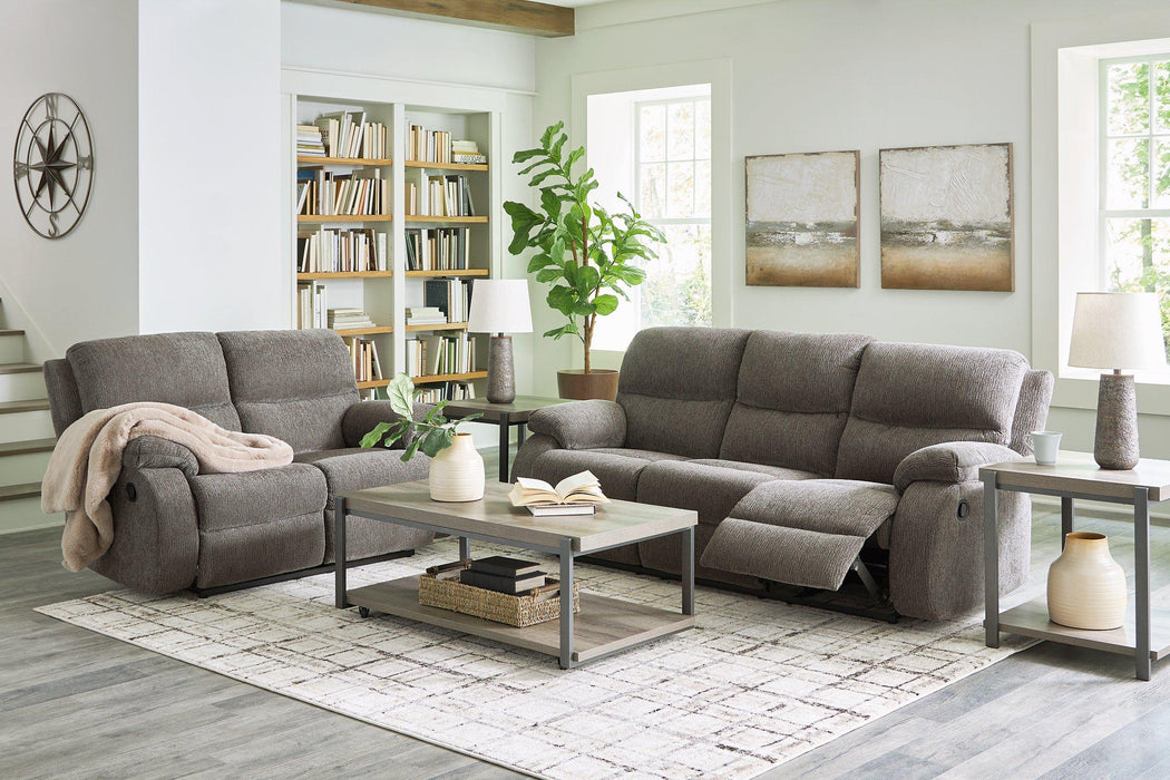 Scranto Living Room Set - Unclaimed Freight North (Aitkin, MN)