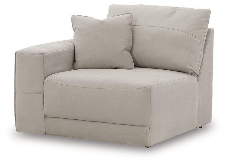 Next-Gen Gaucho Sectional Sofa - Unclaimed Freight North (Aitkin, MN)