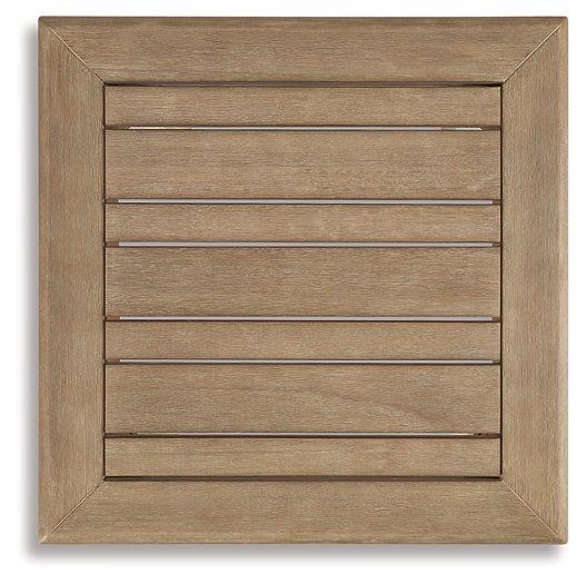 Gerianne End Table - Unclaimed Freight North (Aitkin, MN)