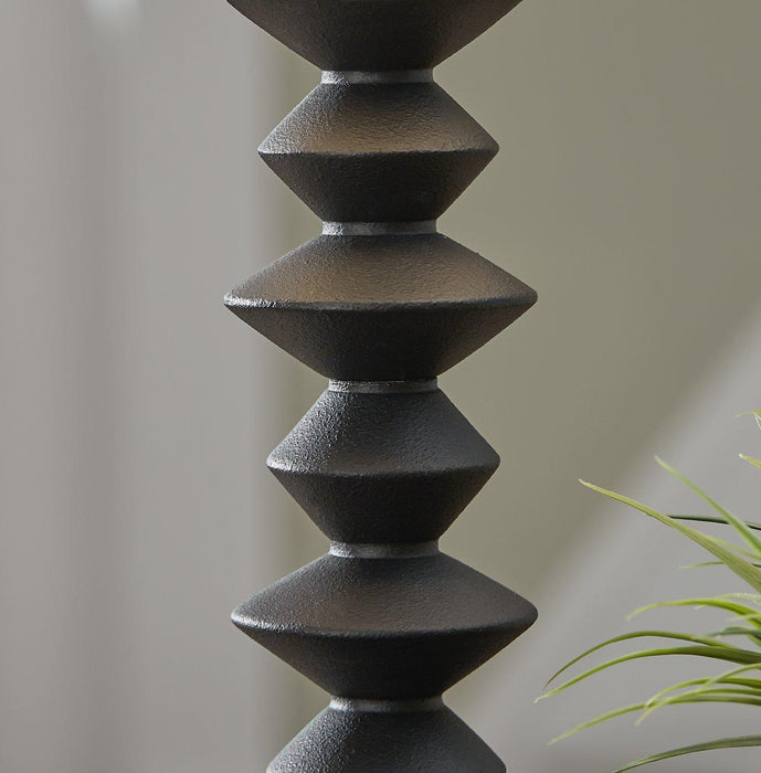 Luanndon Lamp Set - Unclaimed Freight North (Aitkin, MN)