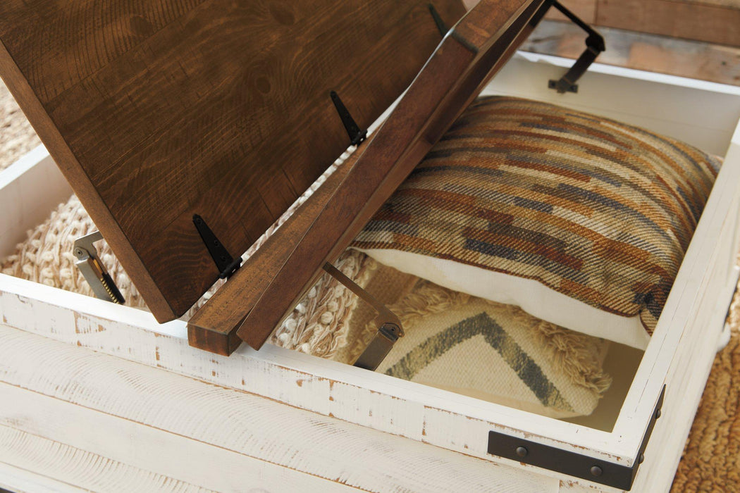 Wystfield Table Set - Unclaimed Freight North (Aitkin, MN)