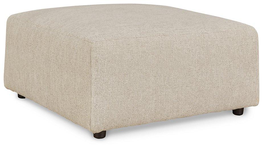 Edenfield Oversized Accent Ottoman - Unclaimed Freight North (Aitkin, MN)