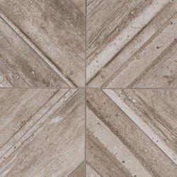 Beachcroft Outdoor Seating Set - Unclaimed Freight North (Aitkin, MN)