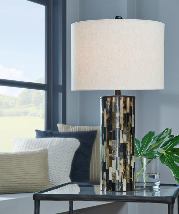 Ellford Table Lamp - Unclaimed Freight North (Aitkin, MN)