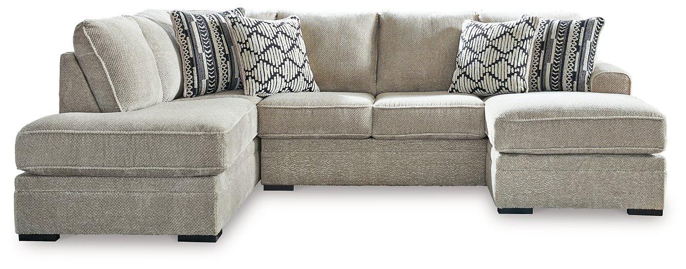 Calnita Sectional with Chaise - Unclaimed Freight North (Aitkin, MN)