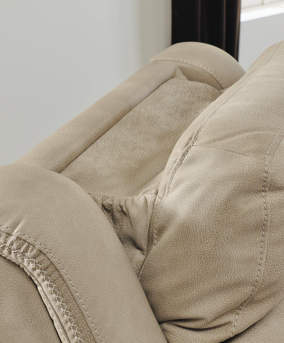 Next-Gen DuraPella Power Reclining Loveseat with Console - Unclaimed Freight North (Aitkin, MN)