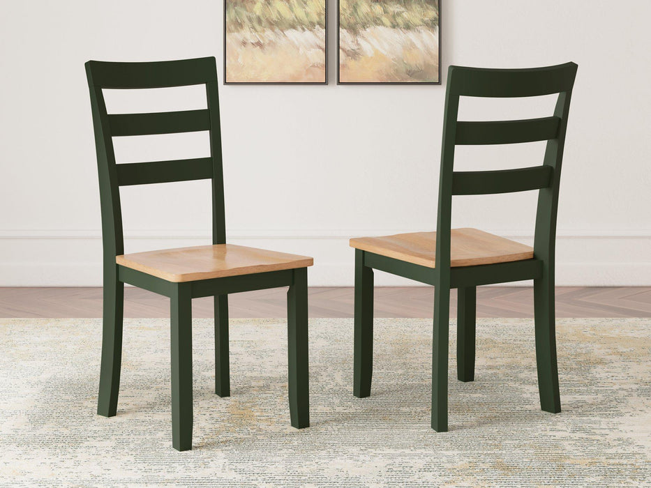 Gesthaven Dining Set - Unclaimed Freight North (Aitkin, MN)
