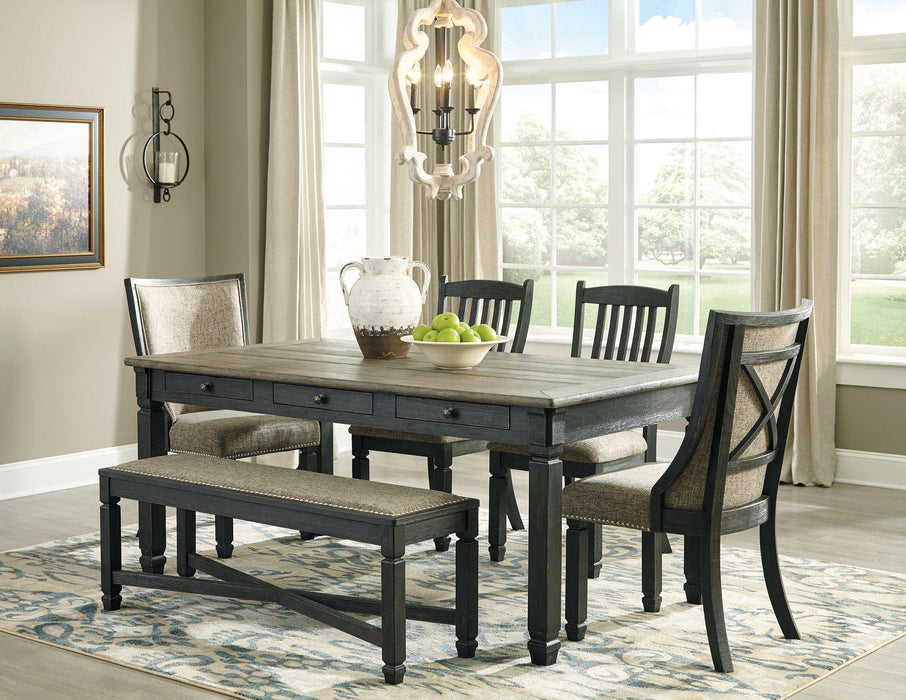 Tyler Creek Dining Set - Unclaimed Freight North (Aitkin, MN)