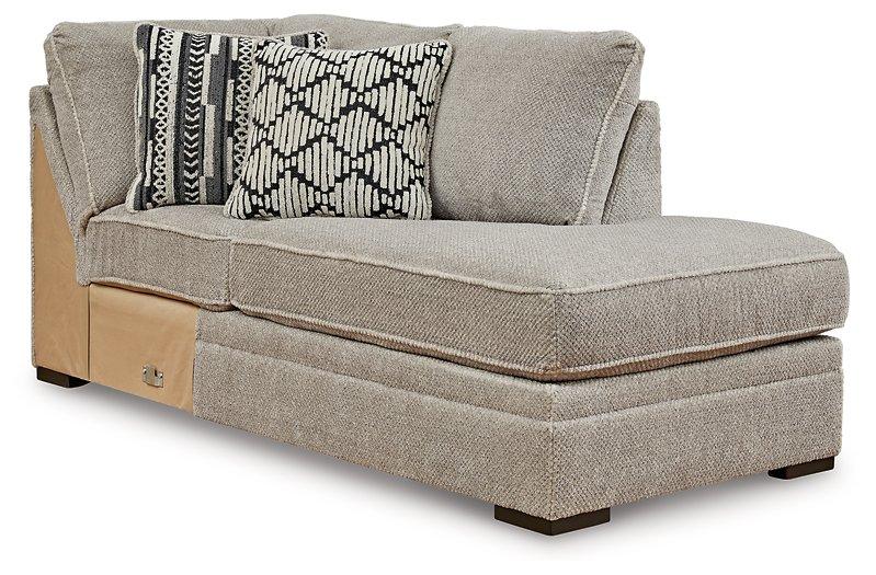 Calnita Sectional with Chaise - Unclaimed Freight North (Aitkin, MN)