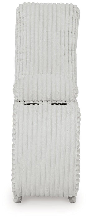 Top Tier Reclining Sectional with Chaise - Unclaimed Freight North (Aitkin, MN)