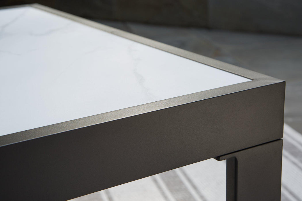 Beachloft Outdoor Seating Set - Unclaimed Freight North (Aitkin, MN)