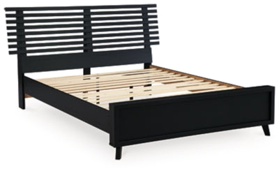 Danziar Queen Slat Bed - Unclaimed Freight North (Aitkin, MN)