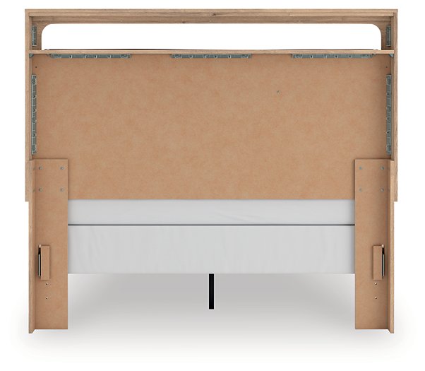 Kinlanni Upholstered Bed - Unclaimed Freight North (Aitkin, MN)