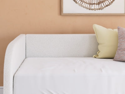 Arloster Upholstered Bed - Unclaimed Freight North (Aitkin, MN)
