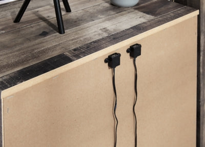 Derekson Nightstand - Unclaimed Freight North (Aitkin, MN)