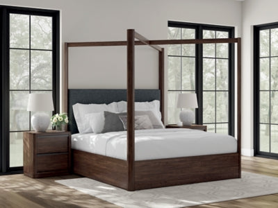 Dilenno Bed - Unclaimed Freight North (Aitkin, MN)