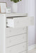 Hallityn Chest of Drawers - Unclaimed Freight North (Aitkin, MN)