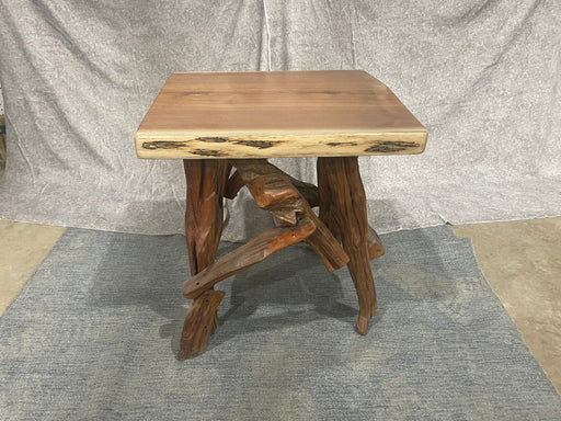 Black Walnut End Table - Unclaimed Freight North (Aitkin, MN)