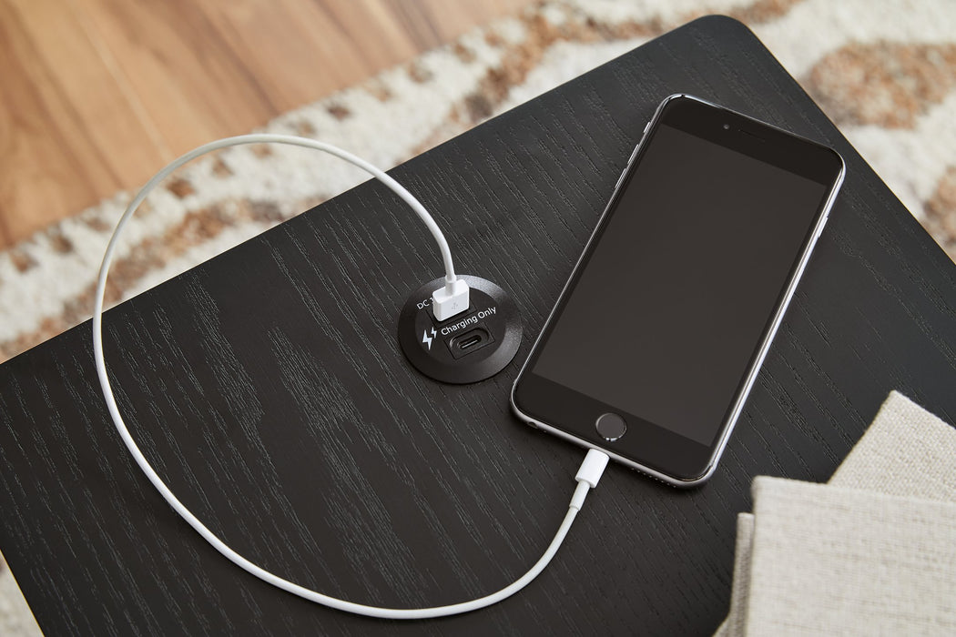 Camdill Chairside End Table - Unclaimed Freight North (Aitkin, MN)