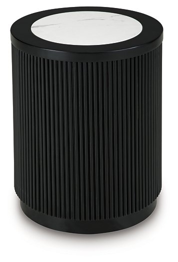 Grayman End Table - Unclaimed Freight North (Aitkin, MN)