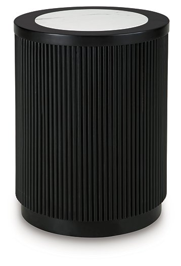 Grayman End Table - Unclaimed Freight North (Aitkin, MN)