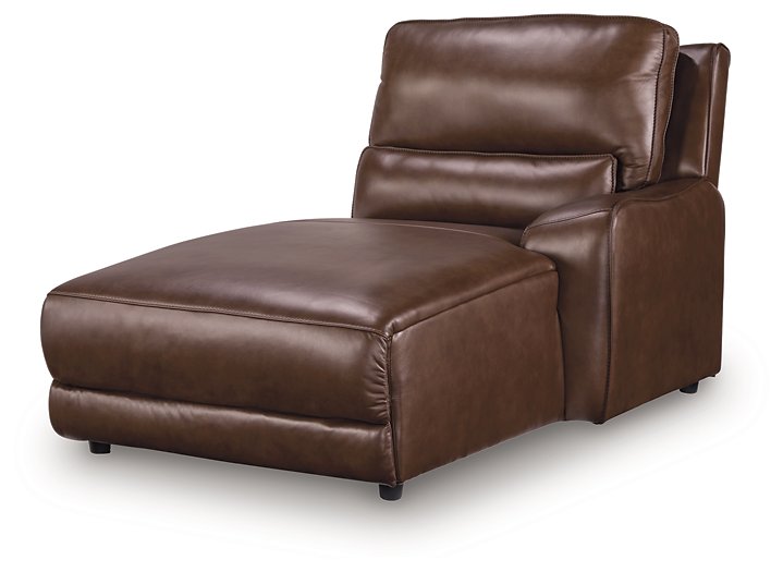 DeepWakes Power Reclining Sectional with Chaise - Unclaimed Freight North (Aitkin, MN)